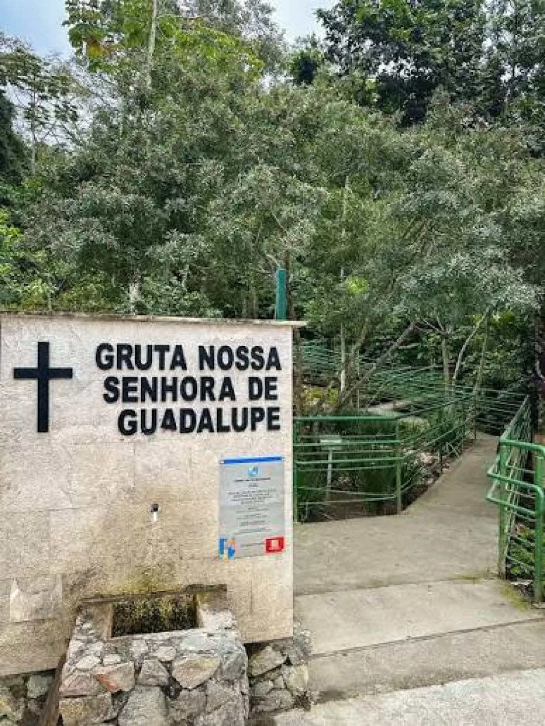 Gruta Nossa Senhora de Guadalupe: fé, história e natureza no bairro Pedreiras, em Navegantes