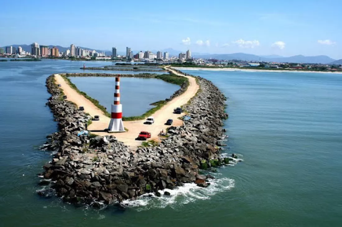 Navegantes mira o Top 10 da economia catarinense: o que isso significa para quem mora ou investe na cidade
